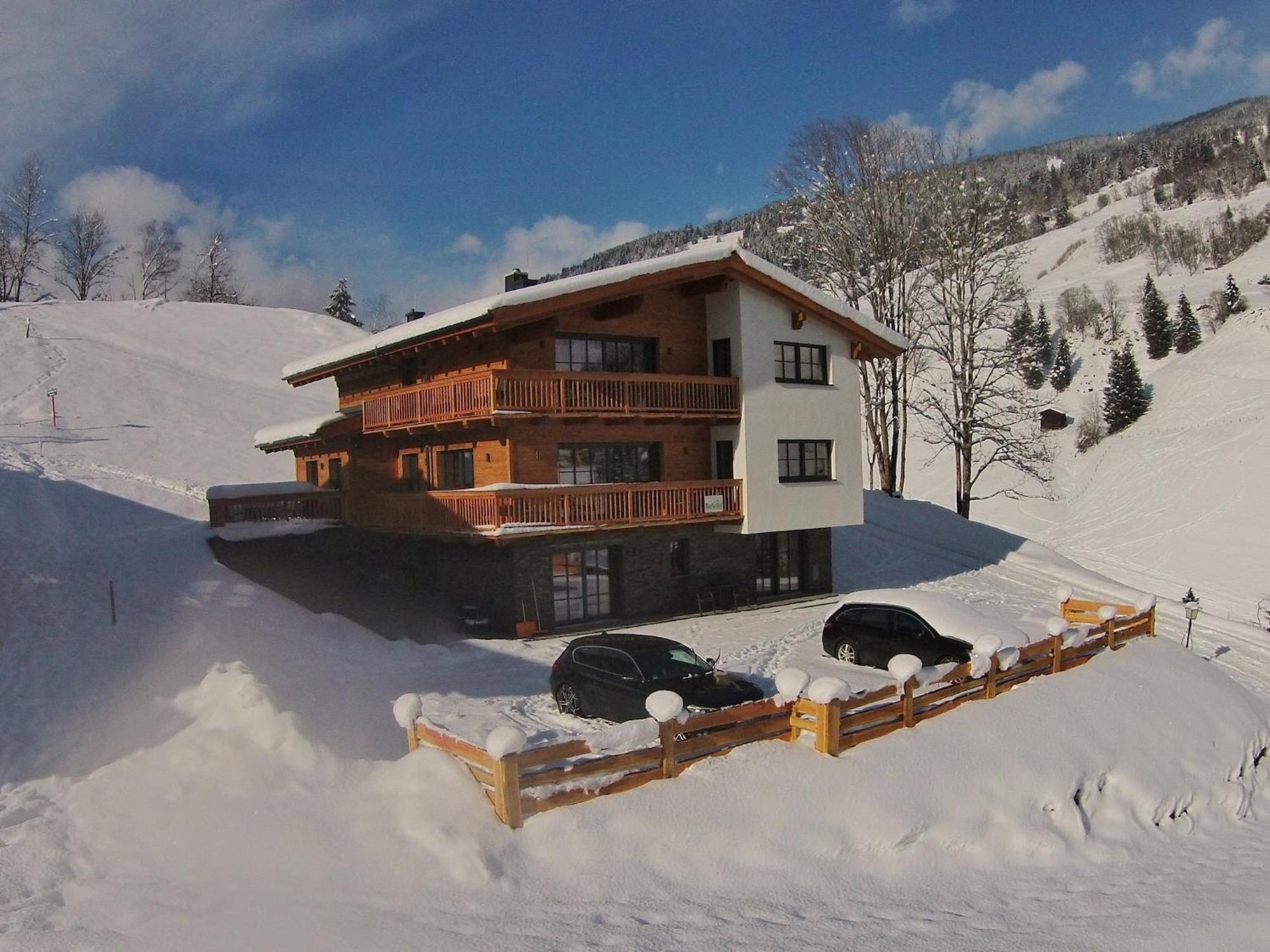 Modern Chalet With Sauna Near Ski Area In Saalbach Hinterglemm Salzburgerland Екстер'єр фото